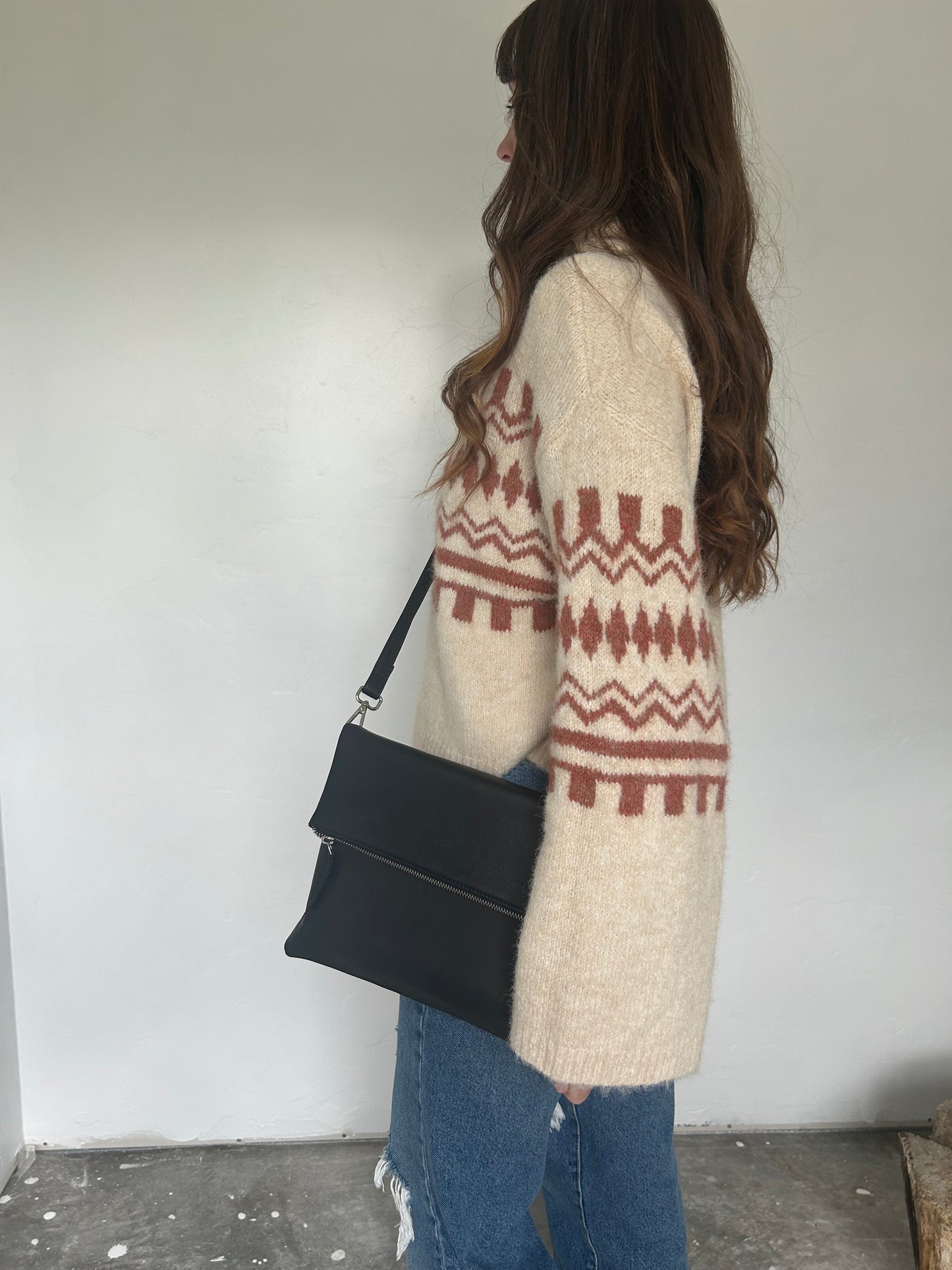 Nucleus Crossbody